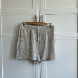 High waisted short, size 10